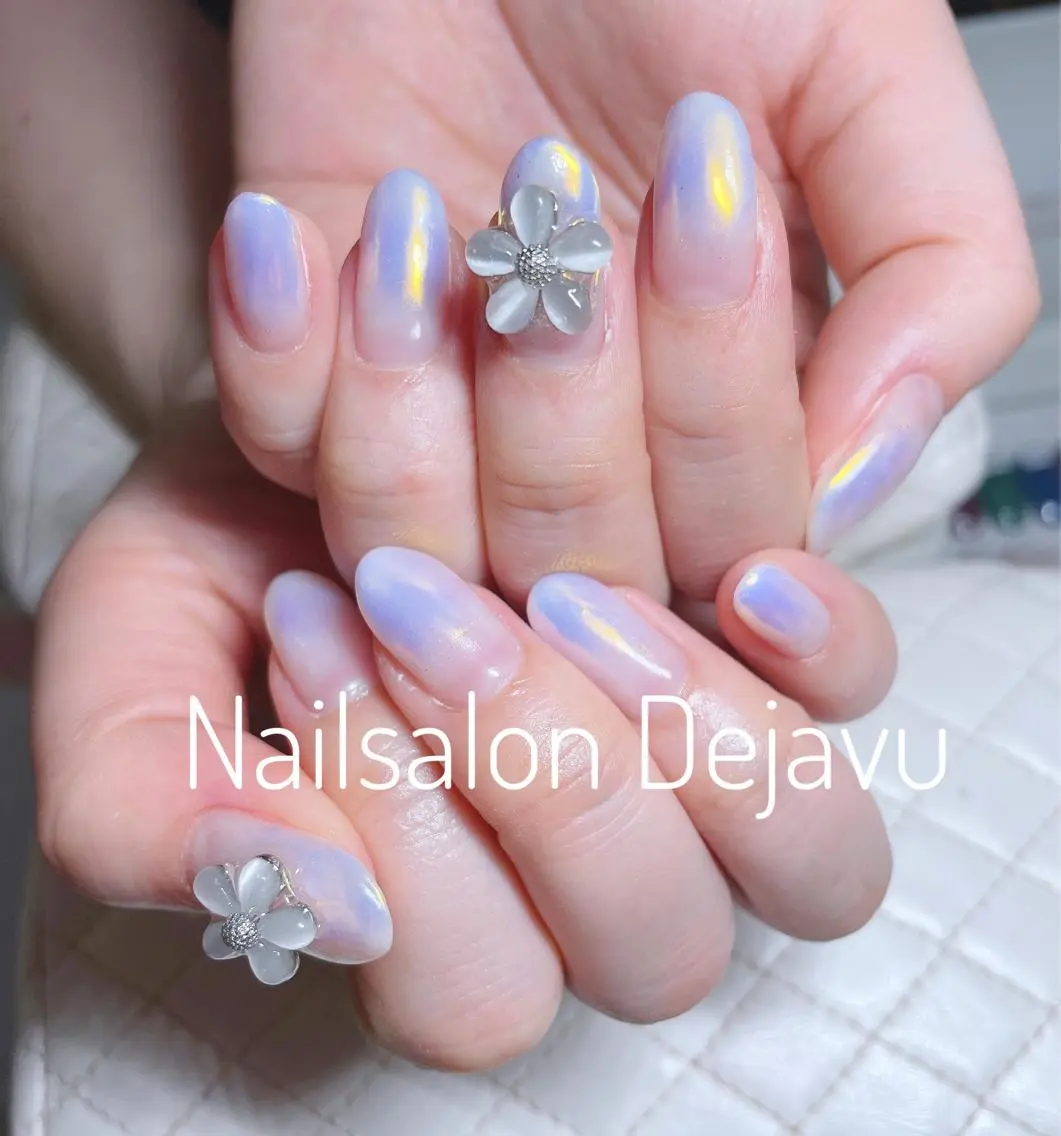 ネイル アートネイル オーロラネイル フラワーネイル グラデーション ミラーネイル Nail salon Dejavu 🌿のネイルデザイン
