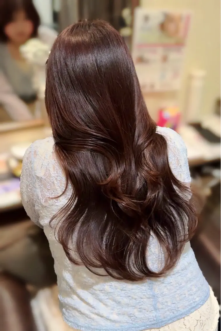 ロング カラー 韓国風ヘア ヘアカラー 秋好 結楽のヘアスタイル