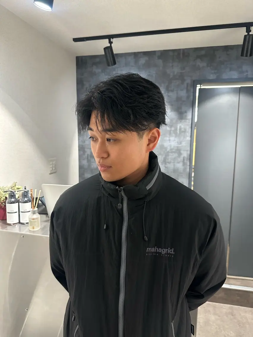 ミディアム パーマ メンズ 💈原宿指名No.1 センターパート💈のヘアスタイル