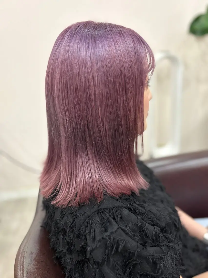 カラー ピンクカラー ピンクパープル 内藤 まどかのヘアスタイル