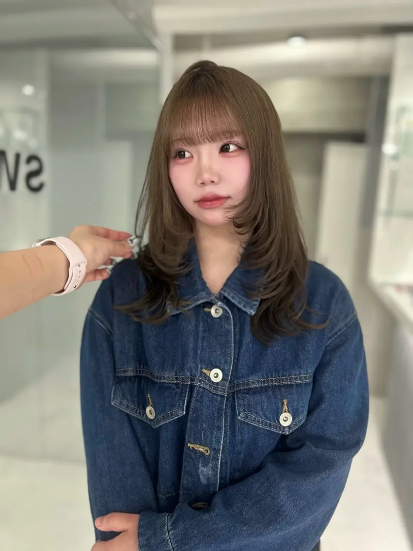 【人気𝐍𝐨.𝟐🩵】zakzakレイヤーカット➕クイックトリートメント.ヘッドスパ10分サービス🫧の写真