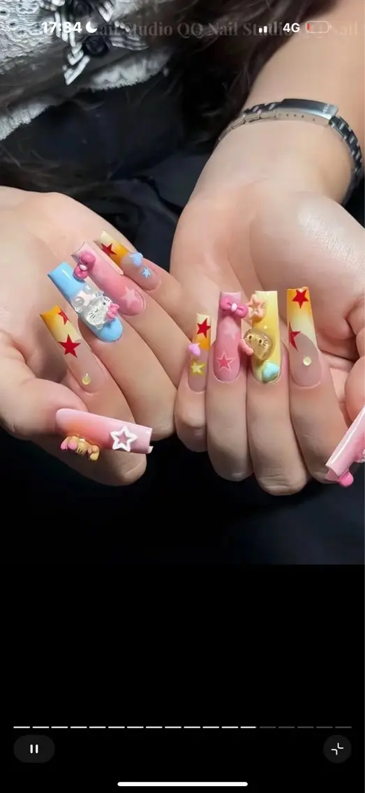 ネイル VV  Nail salonのネイルデザイン