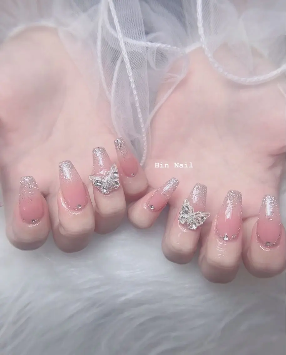 ネイル ハンドネイル HIN NAILのネイルデザイン