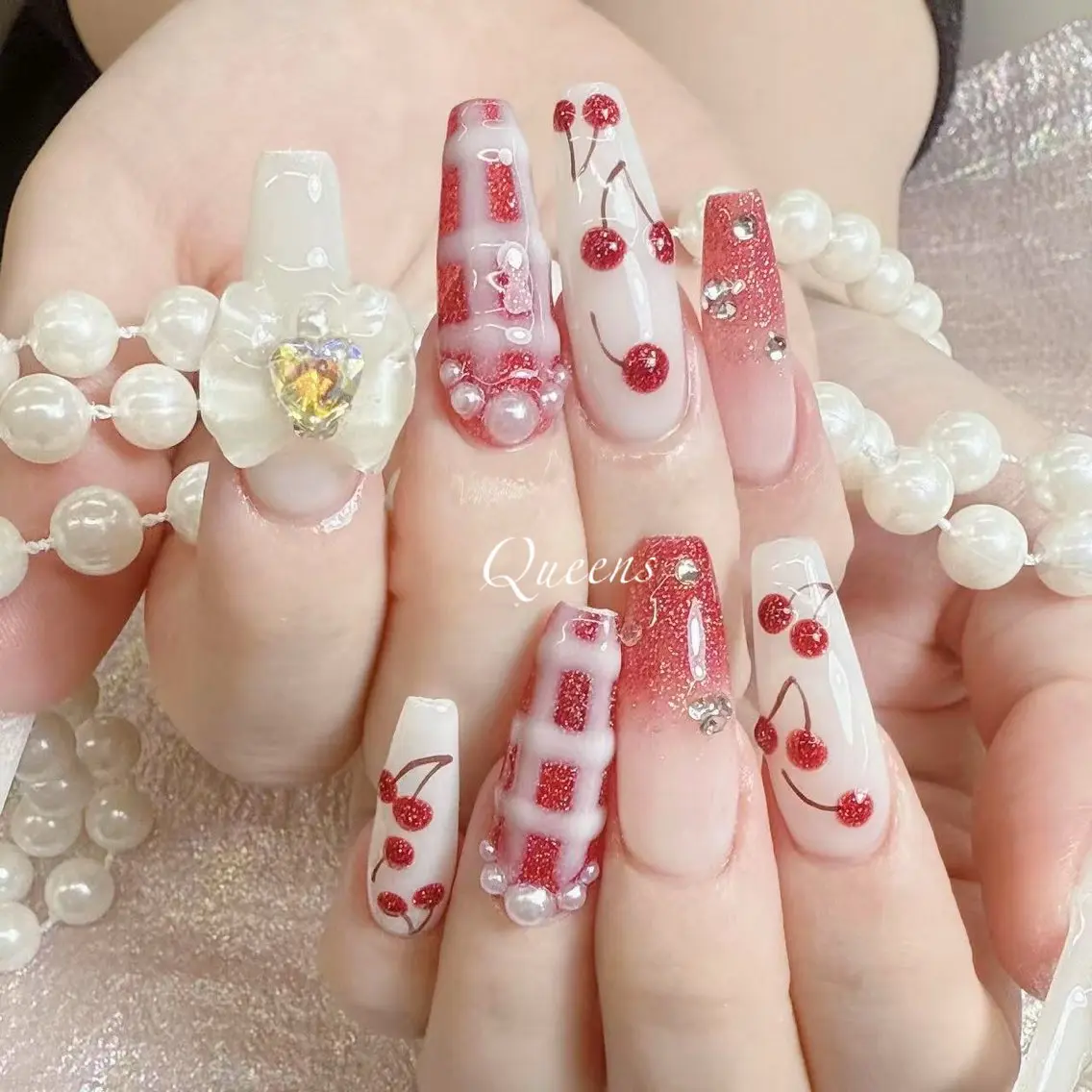ネイル ハンドネイル Queen's ゆなのネイルデザイン