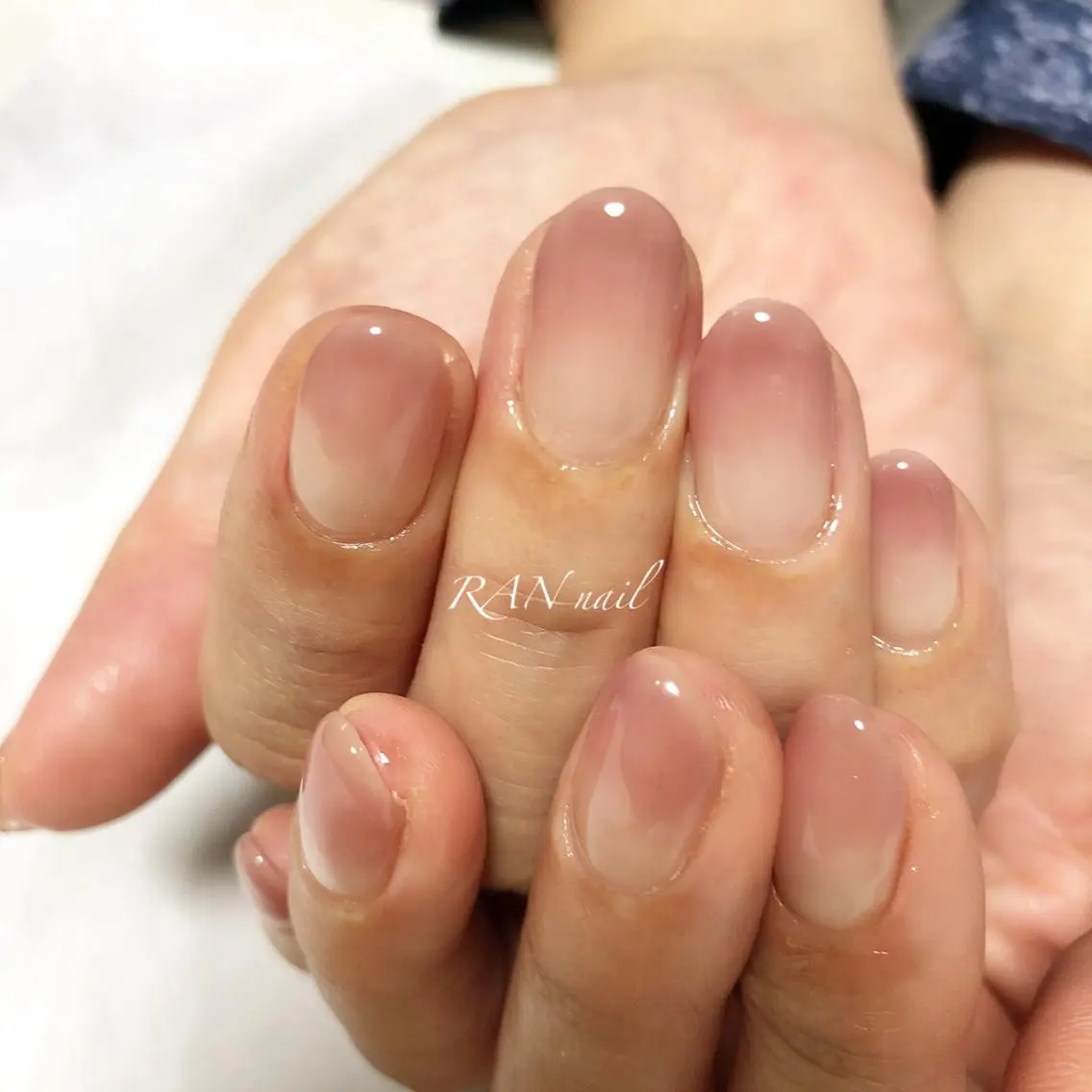 ネイル フットネイル グラデーション オフィスネイル オレンジ パープル ハンドネイル フットネイル RAN nailのネイルデザイン