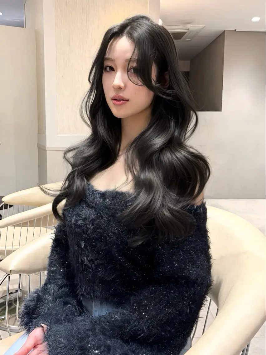 ロング カラー ヘアアレンジ ♡Yoshino♡ 色っぽトレンドヘアのヘアスタイル