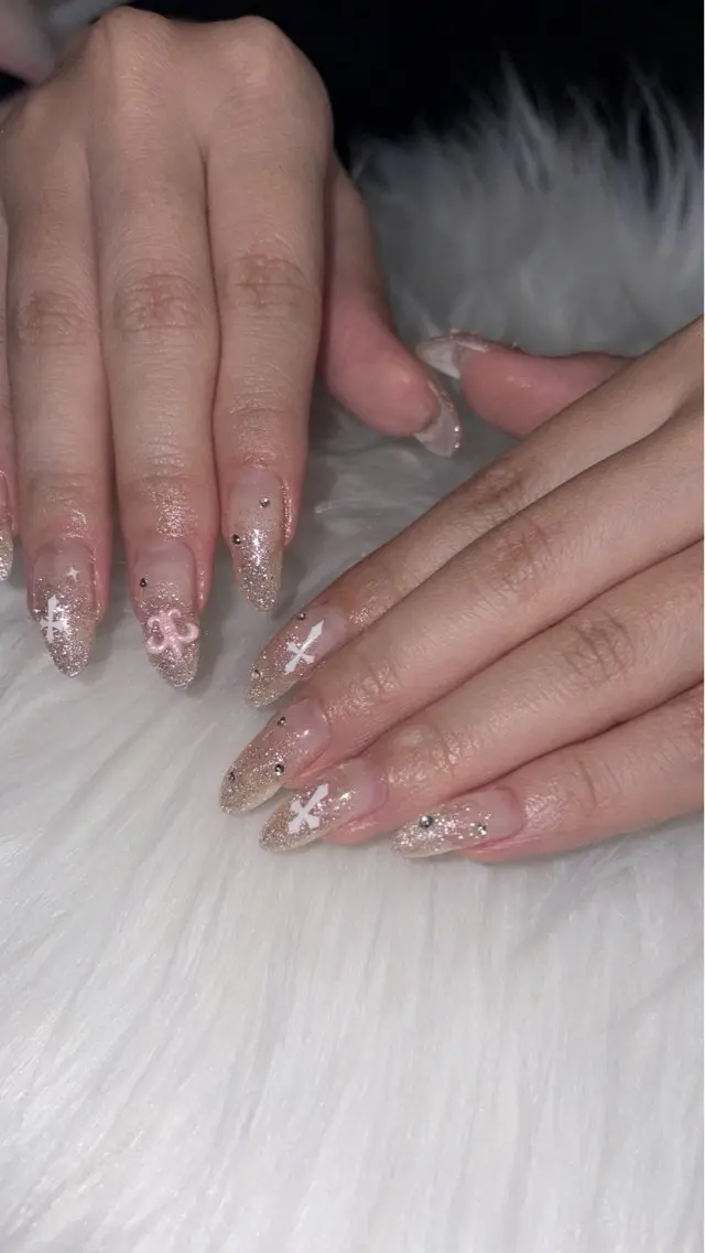 ネイル ハンドネイル LOARK nail Minaのネイルデザイン
