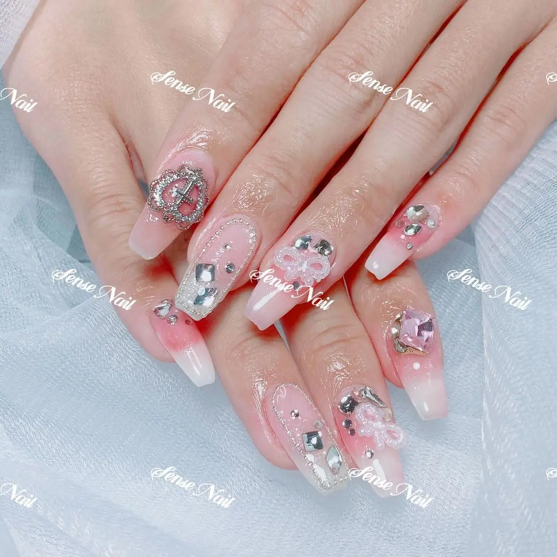 ネイル ハンドネイル ハンドケア 🎀Sense Nail渋谷店🎀のネイルデザイン