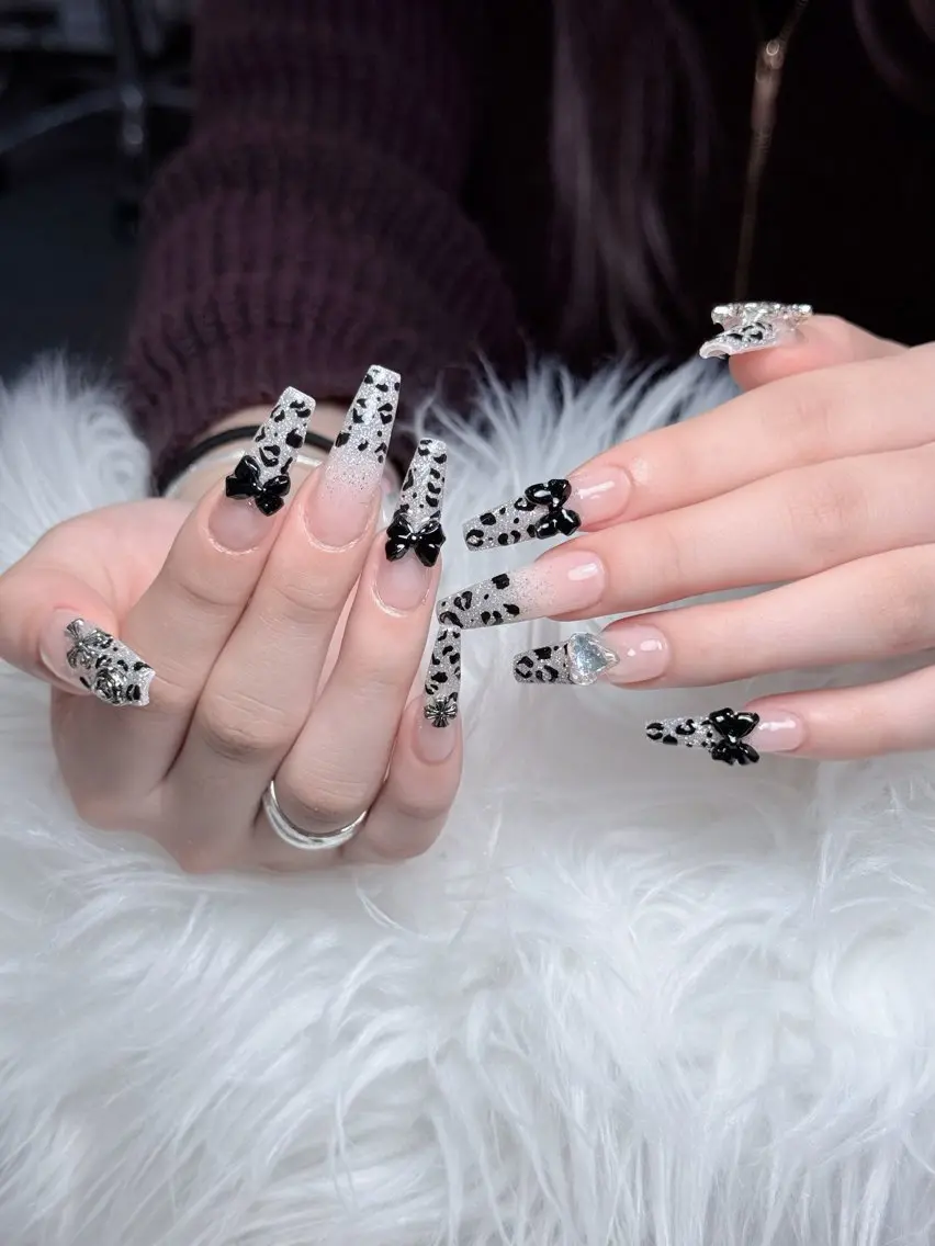 ネイル ボルドー チークネイル 長さ出し フレンチネイル ジェルネイル ハンドネイル VANI Belle Nailのネイルデザイン