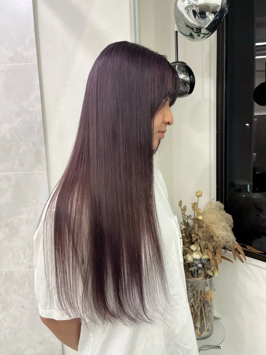 カラー ブリーチ ラベンダーカラー 志垣 真衣のヘアスタイル