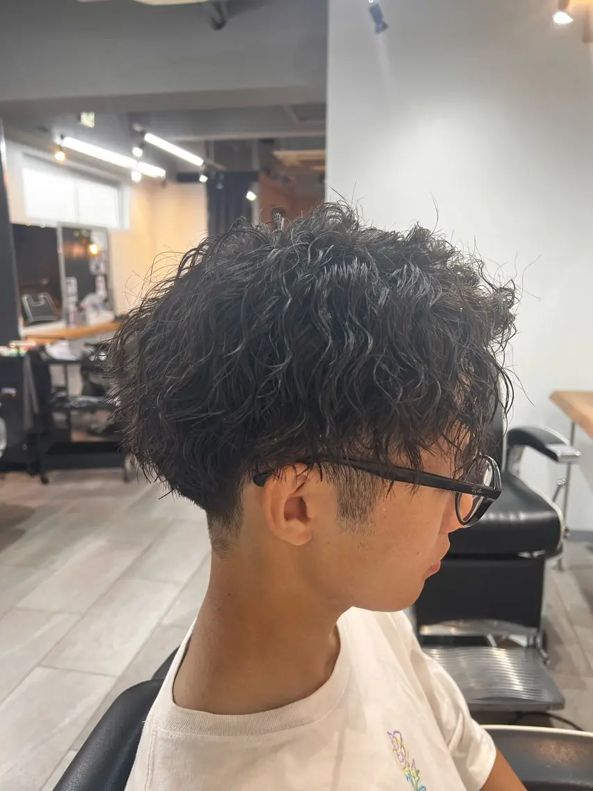 ショート カット パーマ メンズカット、パーマ 特化🔥🌊瀬川竜生のヘアスタイル