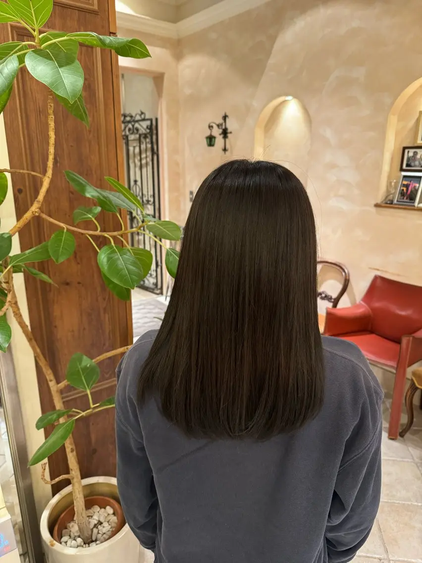 カラー アッシュ アッシュブラウン ブラウンカラー ヘアカラー 北島 菜々美のヘアスタイル