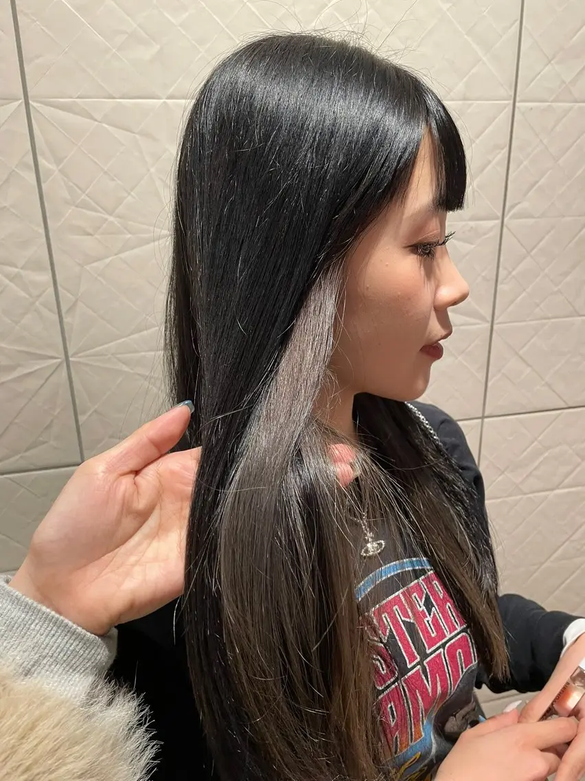 ロング カラー カット ヘアカラー 石垣 凜のヘアスタイル