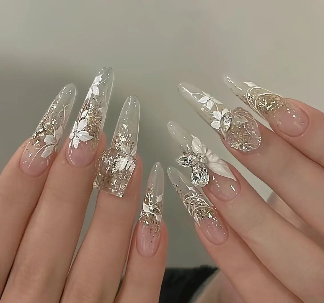 ネイル アートネイル チークネイル 長さ出し フラワーネイル ジェルネイル YK Beauty Salonのマツエク・マツパデザイン