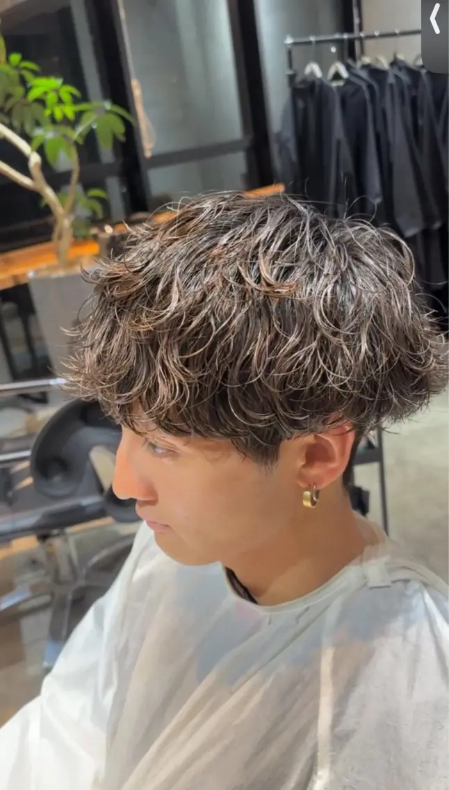 【⚡️5月メンズ限定⚡️】🌀波巻きパーマ+骨格矯正カット+最新トリートメント💫の写真