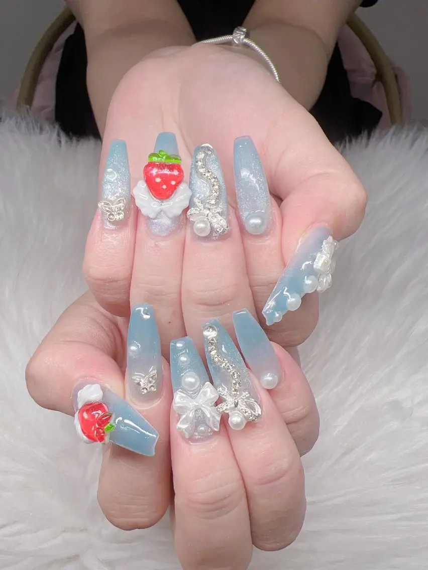 ネイル Lee Nailsのネイルデザイン