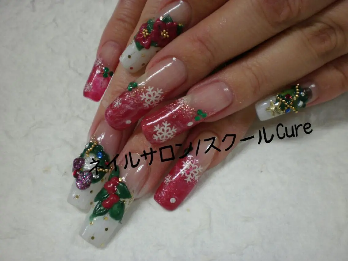 ロング ネイル クリスマス 冬ネイル クリスマス ネイルサロン Cureのネイルデザイン