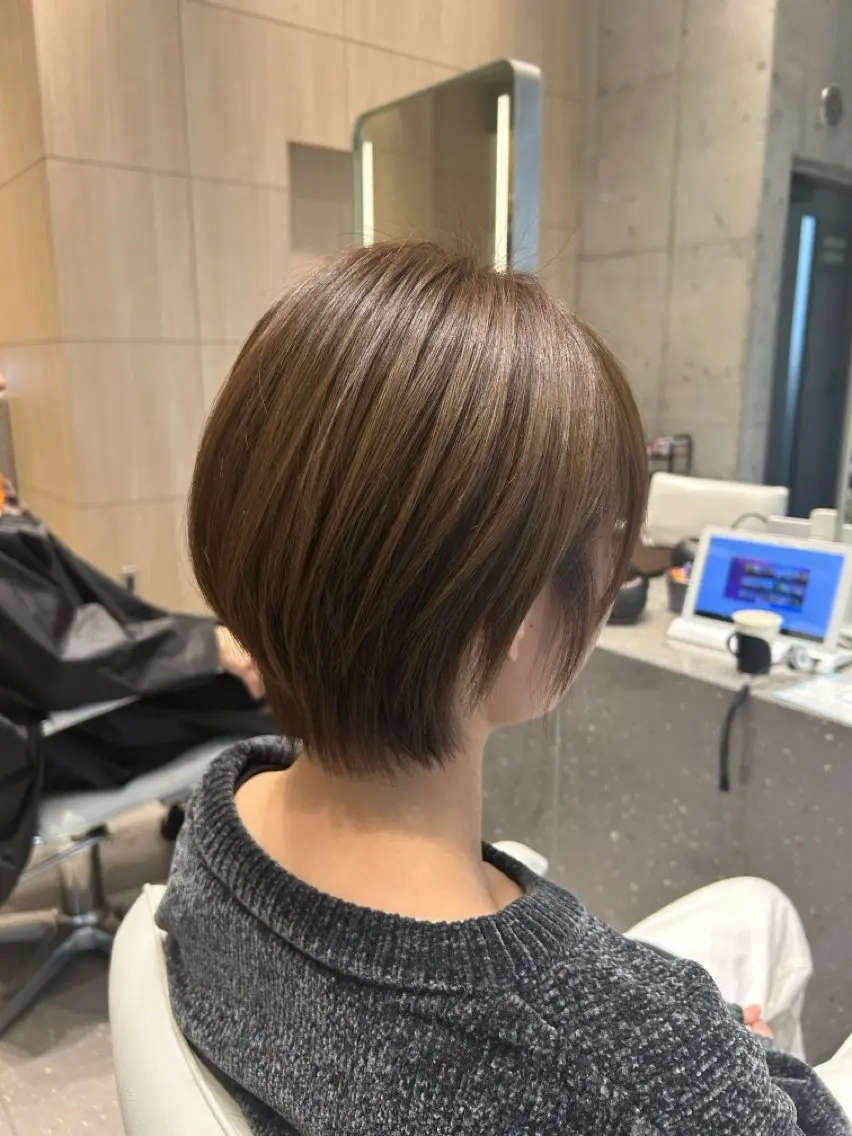 ショート ショートヘア 小顔カット カット 🫧透明感ブリーチ 🫧𝑳𝒖𝒏𝒂のヘアスタイル