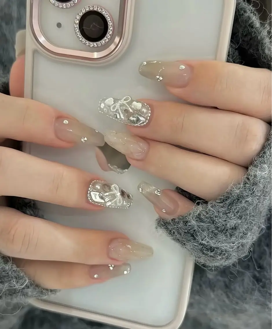 ネイル アートネイル フラワーネイル フレンチネイル ジェルネイル グラデーション ハンドネイル Ryu Nail NekoChanのネイルデザイン