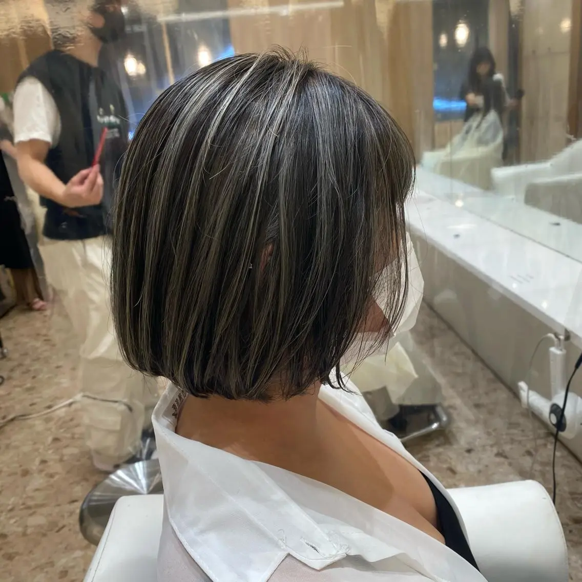ショート カラー ヘアアレンジ 🌿レイヤー/ブリー チ/🌿JINのヘアスタイル