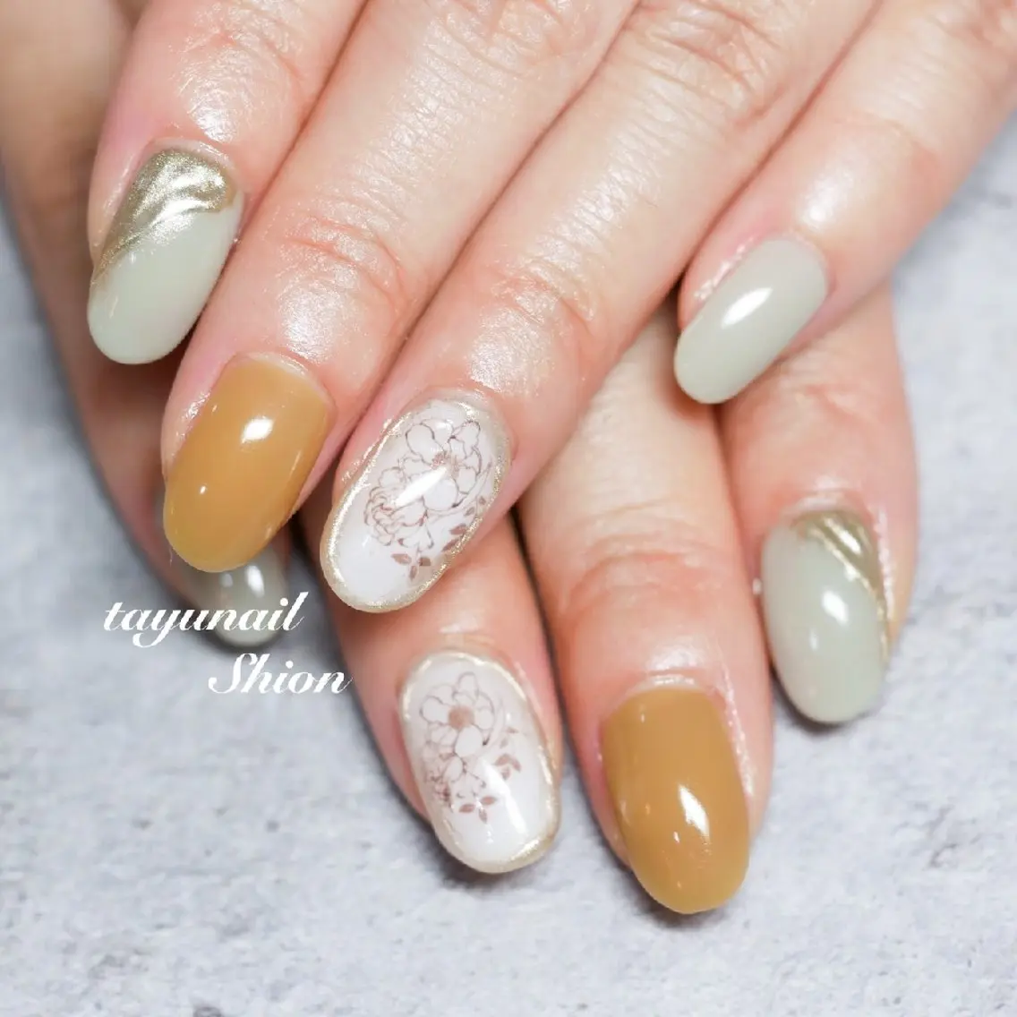 ネイル アートネイル フラワーネイル ジェルネイル ミラーネイル パラジェル ネイルサロン 【たゆnail】のネイルデザイン