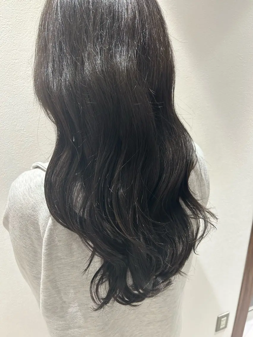 ロング カット ヘアカラー 長田 有加のヘアスタイル