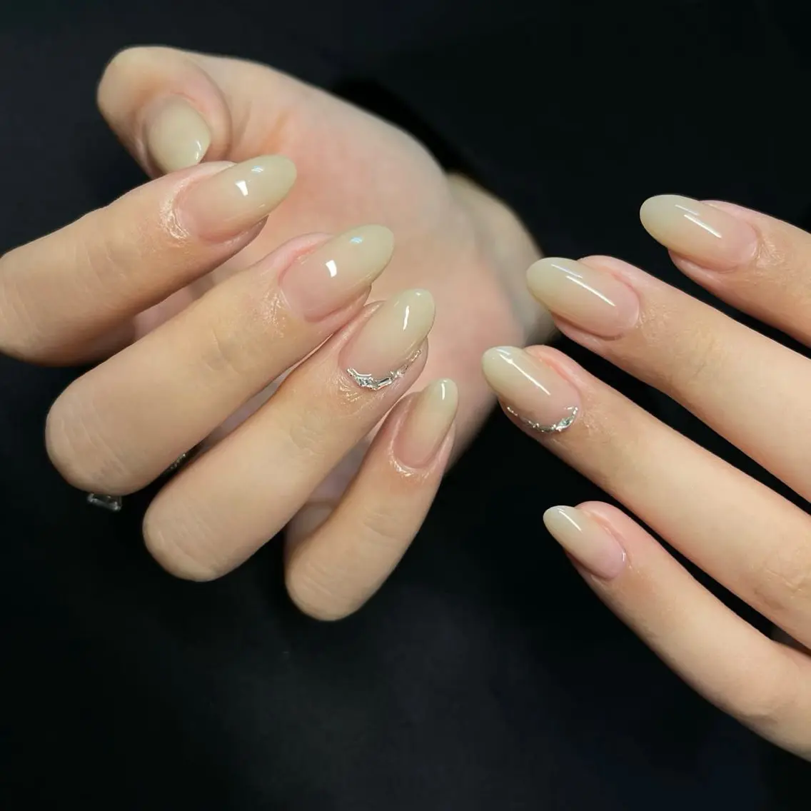 ネイル チークネイル ドット フレンチネイル グラデーション 韓国ネイル Minette nailrinrinのネイルデザイン