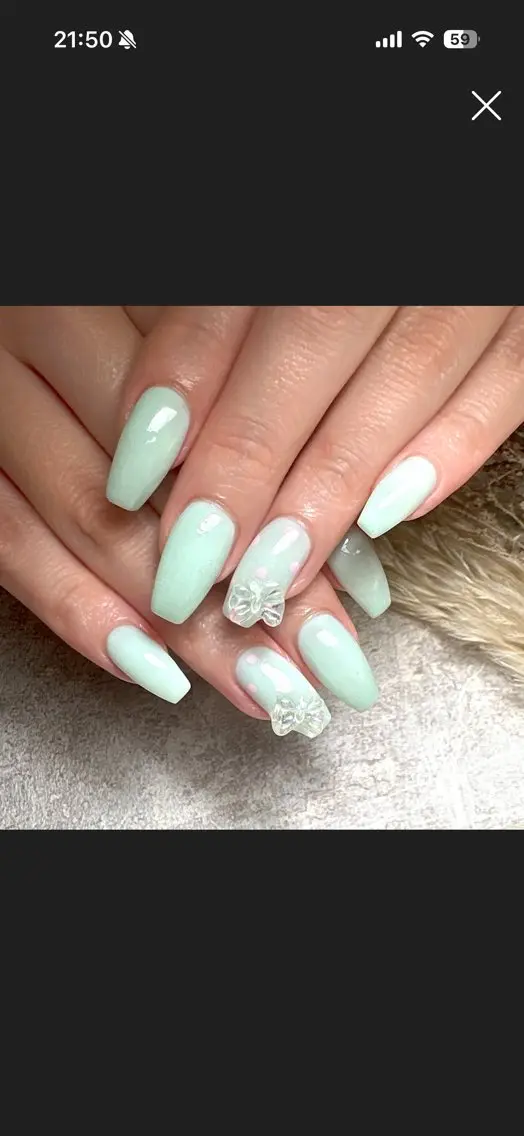 ネイル ジェルネイル グリーン 持ち込み ニュアンスネイル オフィスネイル Pooky nailsのネイルデザイン