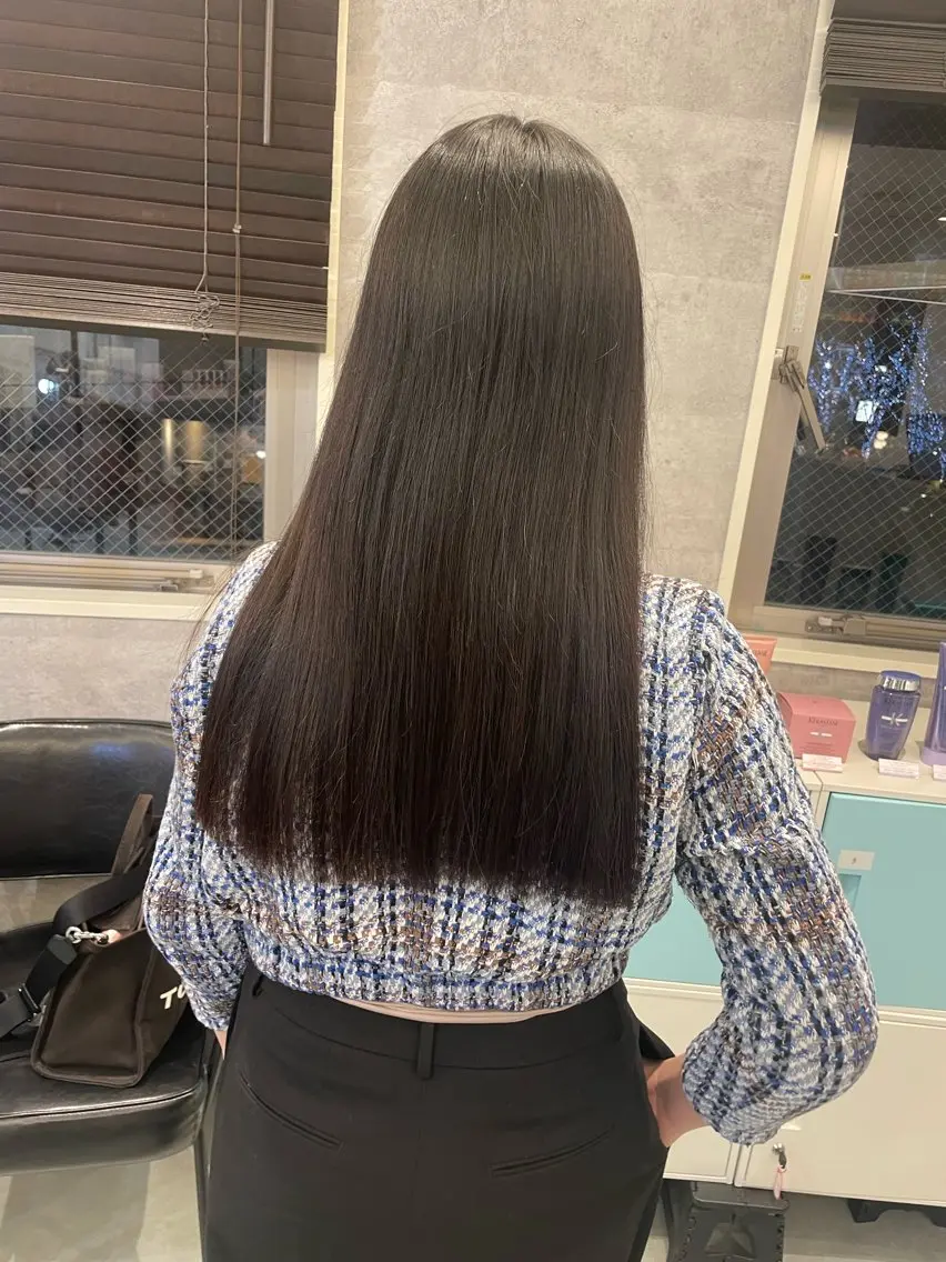 ロング ♡似合わせ ♡ハイトーン♡のヘアスタイル