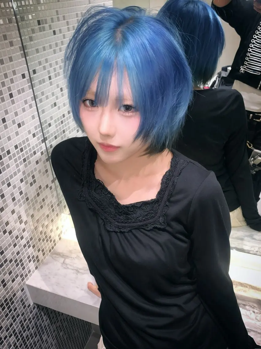 ショート カラー ヘアカラー トリートメント ハッシュカット /y2k shunのヘアスタイル