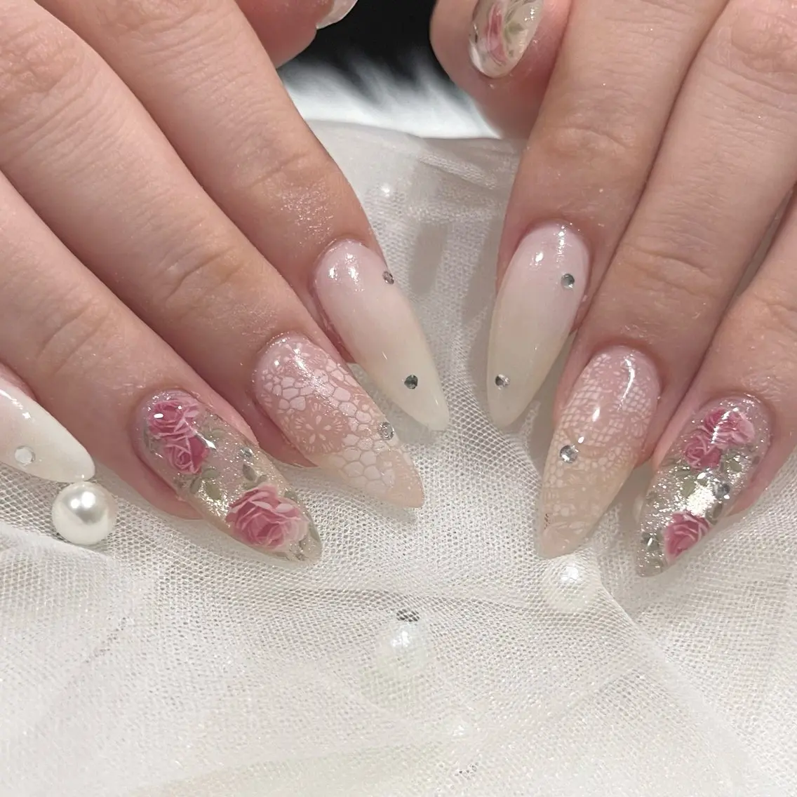 ネイル ハンドネイル 🧁fein. nana🩵のネイルデザイン