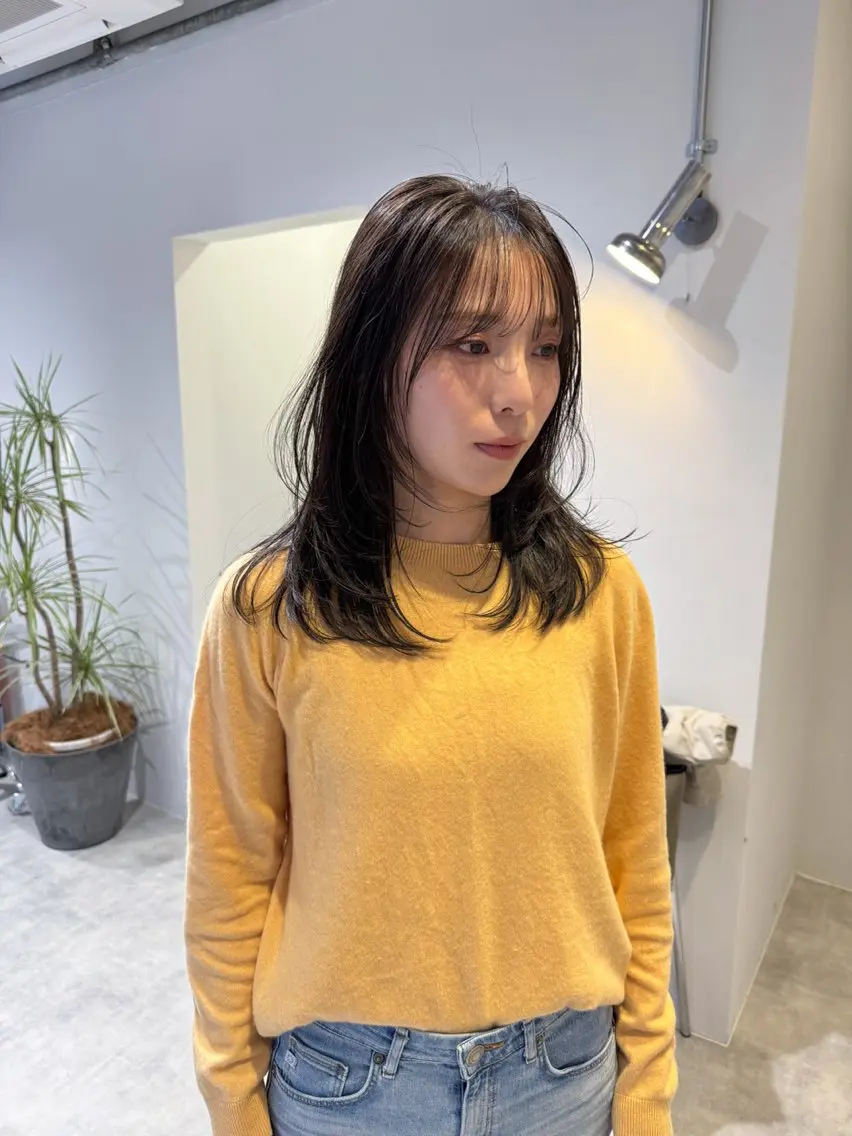 セミロング カラー レイヤーカット 鈴木駿介のヘアスタイル