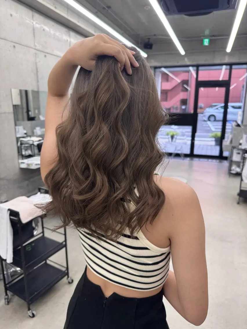 カラー ヘアカラー Asami／名古屋／ ハイトーン／デザインのヘアスタイル