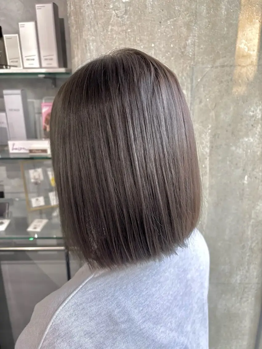 ミディアム ミヤタ フミヤのヘアスタイル