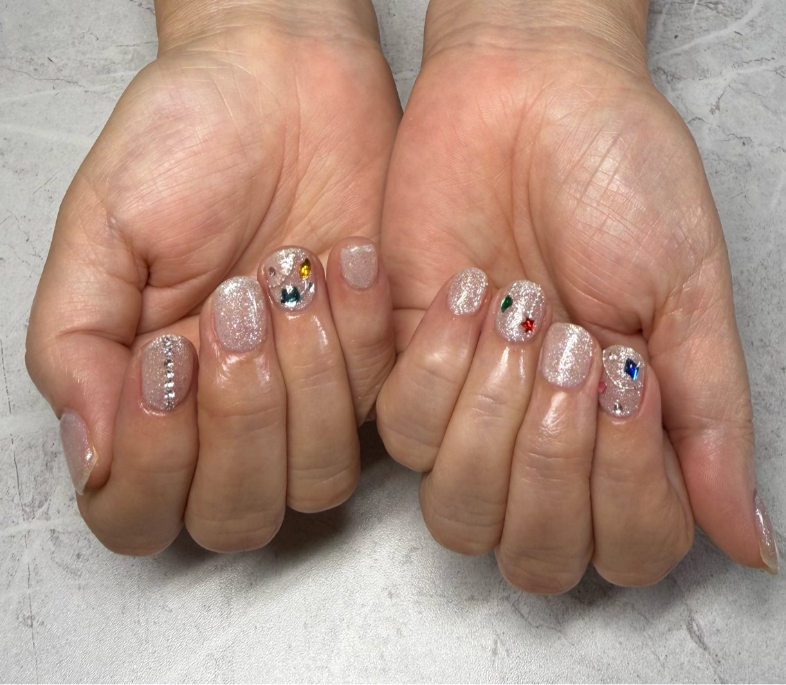 ネイル yotsuha 🍀のネイルデザイン