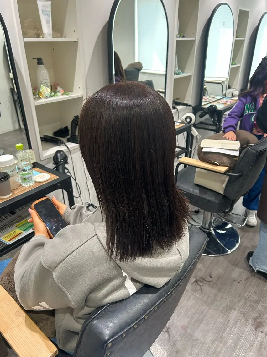 ミディアム カラー 透明感カラー グレージュ オリーブグレージュ オリーブグレー cocotte 💟草間紫音💟のヘアスタイル