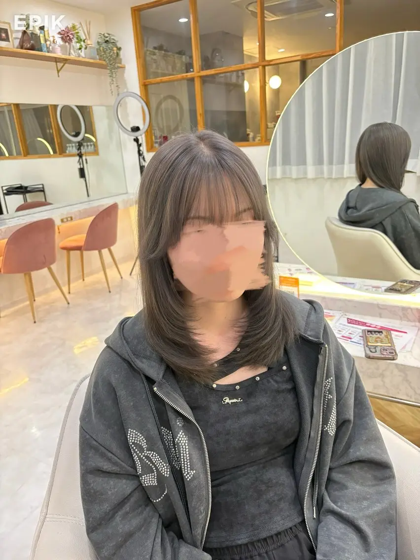 ミディアム ヘアカラー トリートメント 透明感カラー/レイヤ ーカット/須永さくらのヘアスタイル