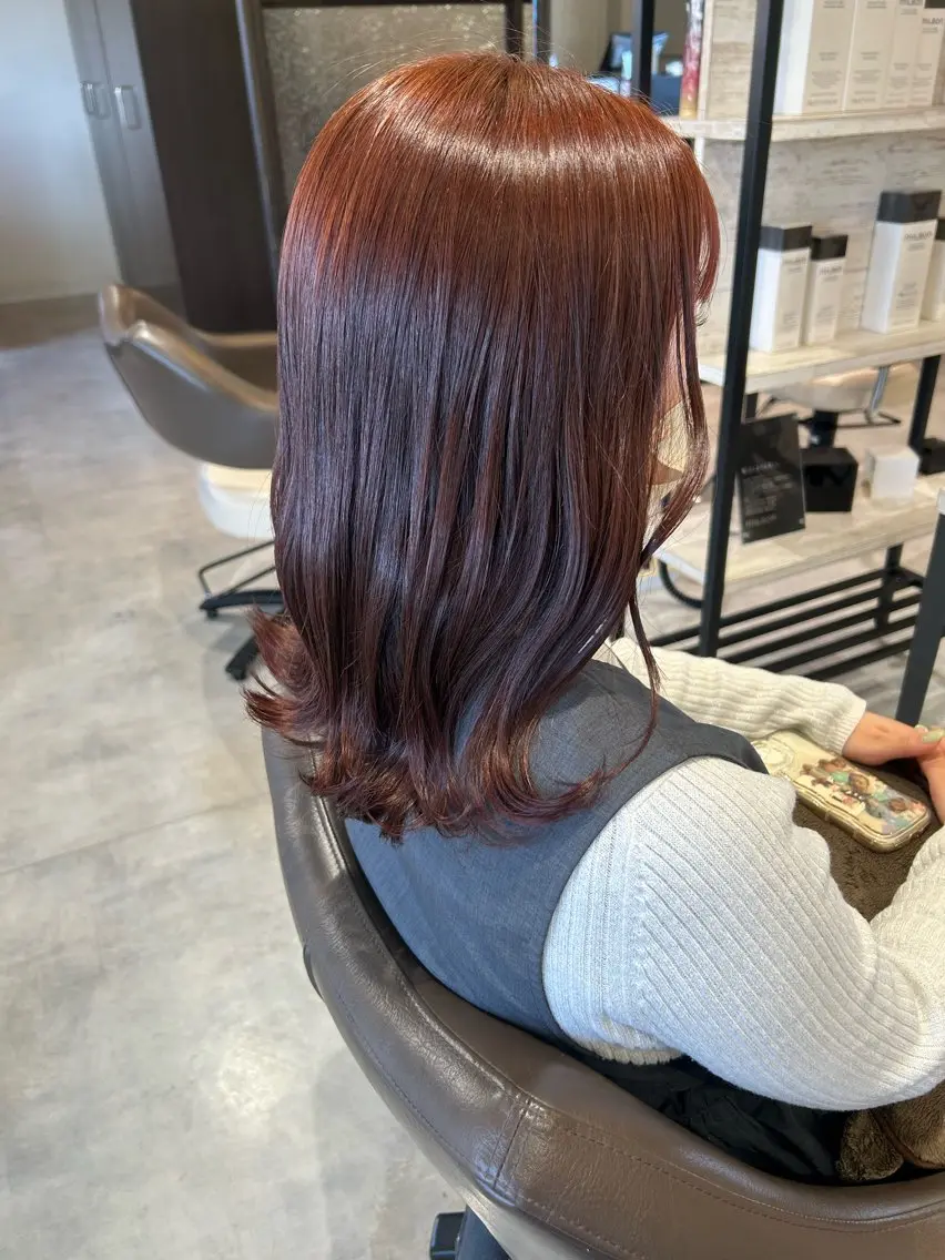 ミディアム ヘアカラー トリートメント 小出 彩水のヘアスタイル