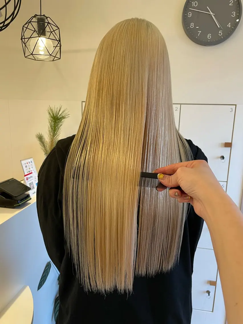 ロング カラー ハイトーンカラー ブリーチ👩‍🦳/ ‪✂︎MANAMIのヘアスタイル