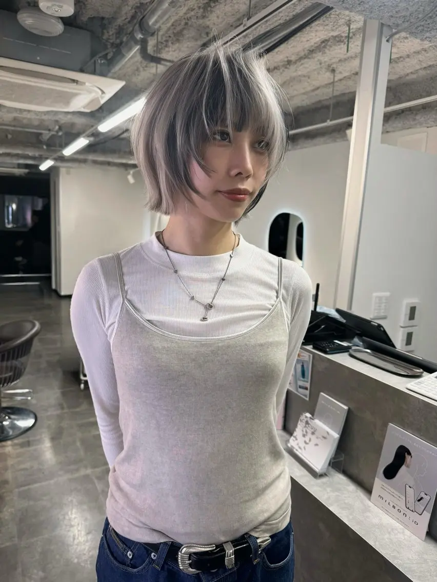 ショート カラー カット ヘアカラー トリートメント 新宿/髪質改善/ レイヤー/サカキのヘアスタイル