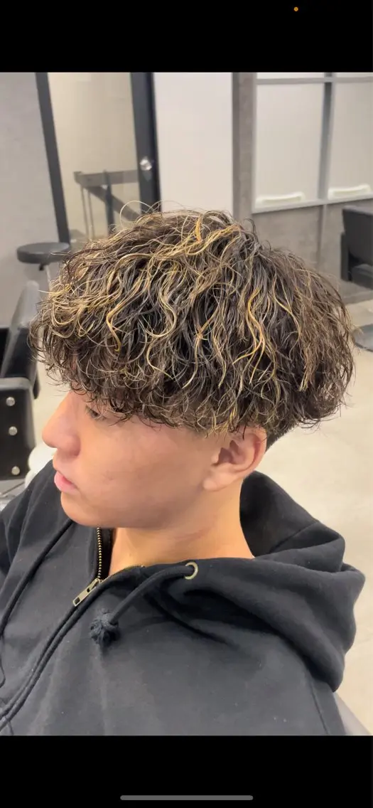 パーマ メンズ メンズハイライト メンズパーマ 波巻きパーマ ヘアカラー ✂渋谷メンズ特化 まさとのヘアスタイル