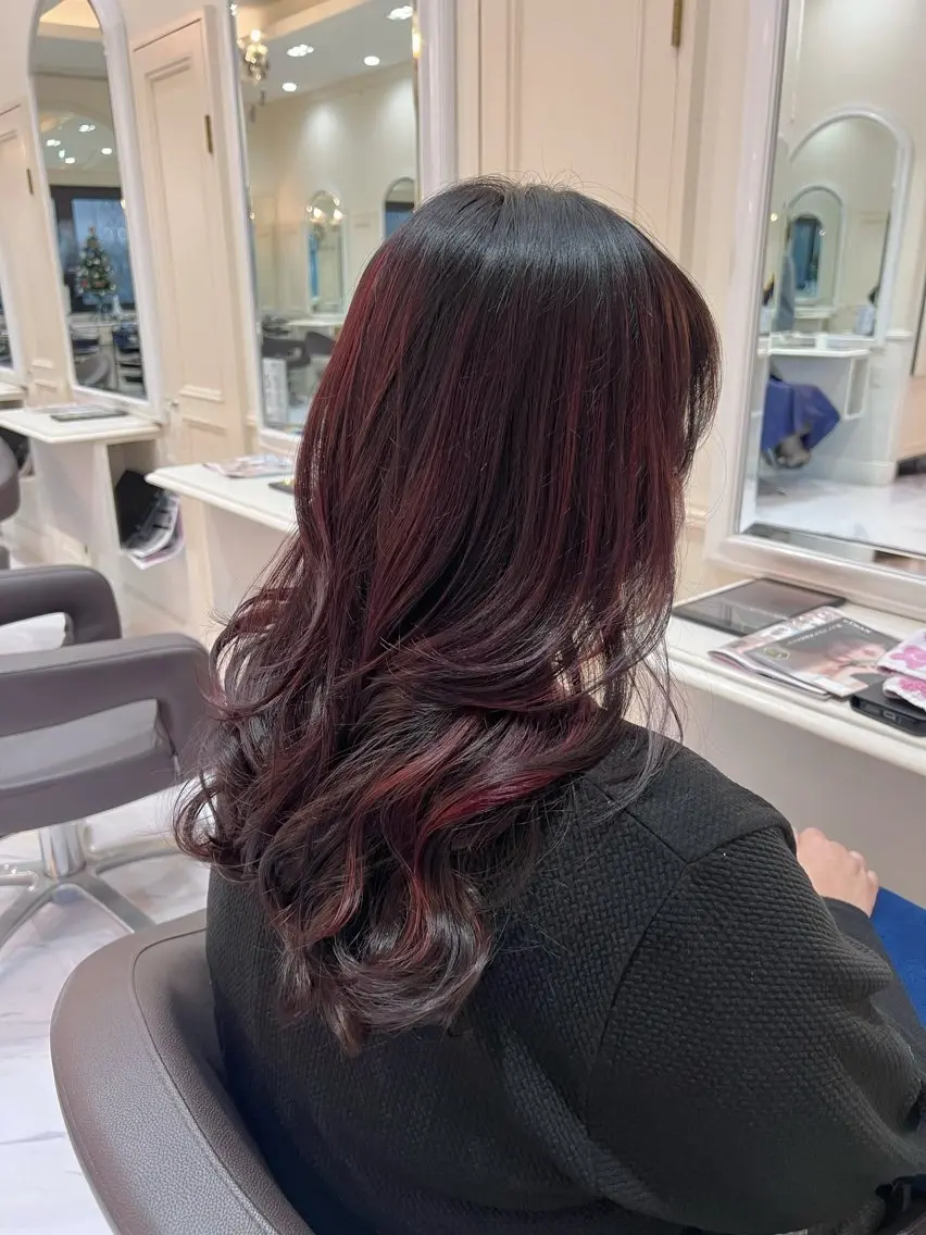 ロング カラー カット ヘアカラー トリートメント 浅見 友梨香のヘアスタイル