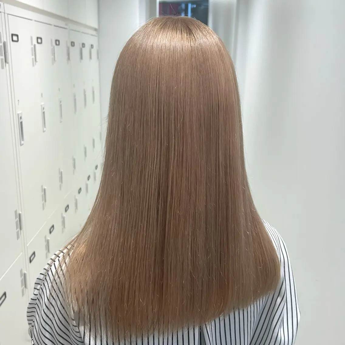 セミロング カラー ベージュカラー ブリーチ ケアブリーチ ハイトーンカラー ピンクカラー ヘアカラー トリートメント 透明感ハイトーン特化 /ケアブリーチ/莉駒のヘアスタイル