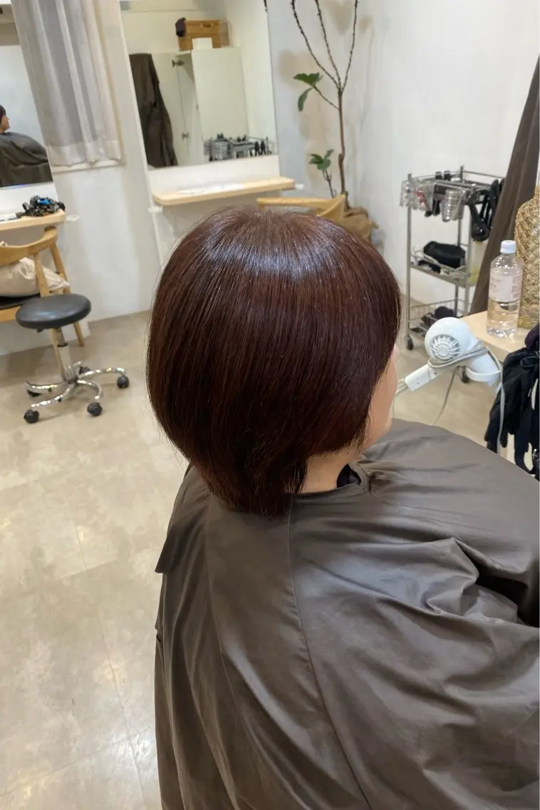 ショート カラー 牧野 航大のヘアスタイル