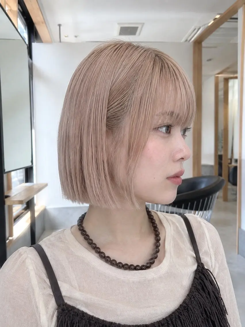 カラー 🫧岡山/ハイトーン ボブ/MEI🫧のヘアスタイル