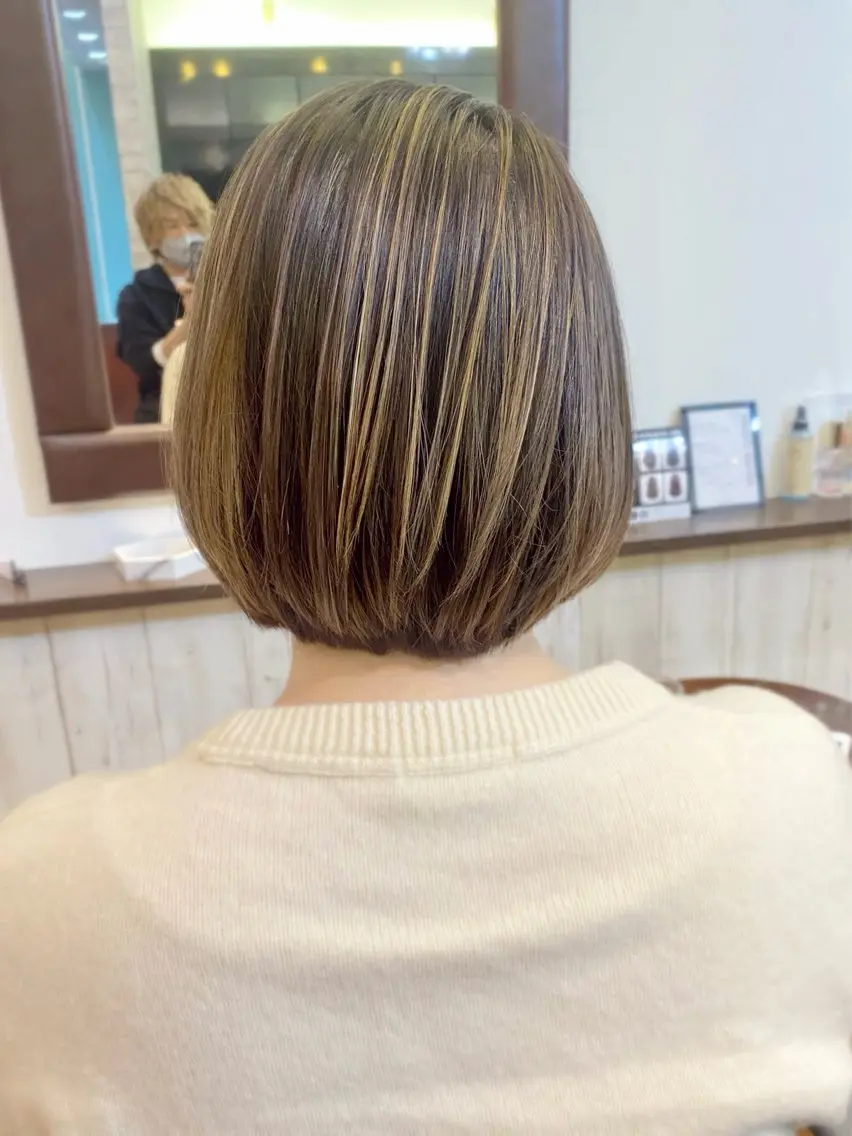 ショート カラー ブリーチ ケアブリーチ ダブルカラー ハイライトカラー イルミナカラー ✂️ショート・ ショートボブ特化✂️のヘアスタイル