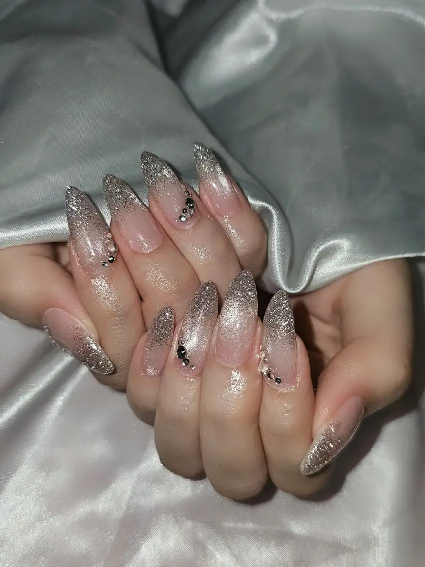ネイル フラッシュネイル マグネットネイル Ra: Nail   라: 네일のネイルデザイン