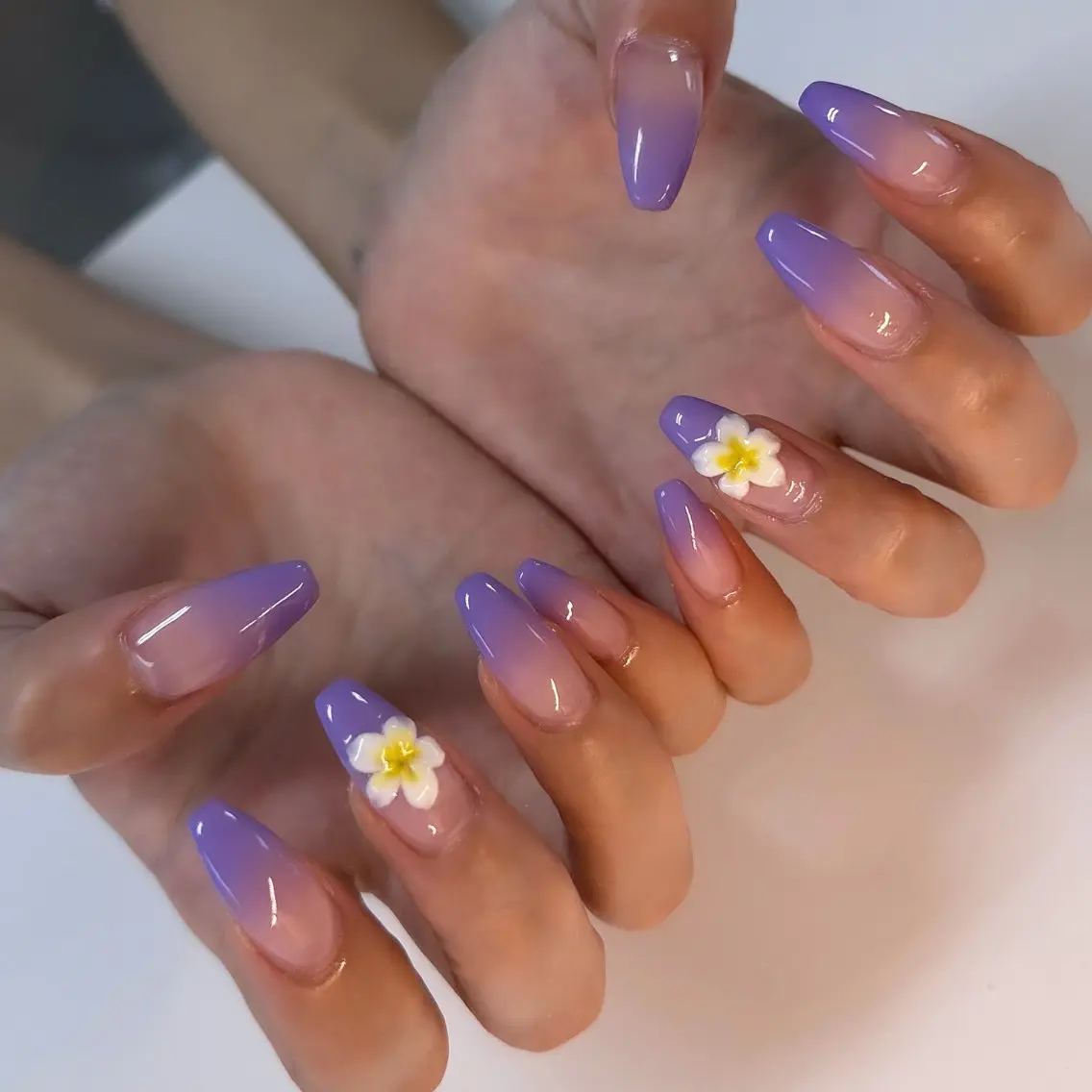 セミロング ハンドネイル 🦋Nail Amo🦋のネイルデザイン