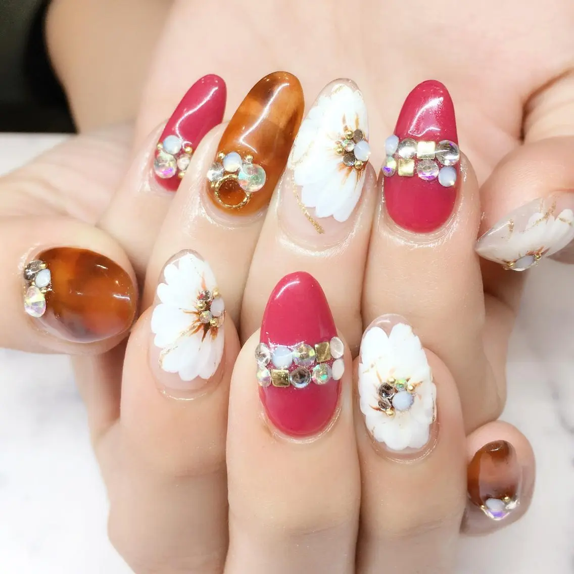 ネイル べっ甲ネイル クリアネイル フラワーネイル 持ち込み スカルプネイル nail salon Soeurのネイルデザイン
