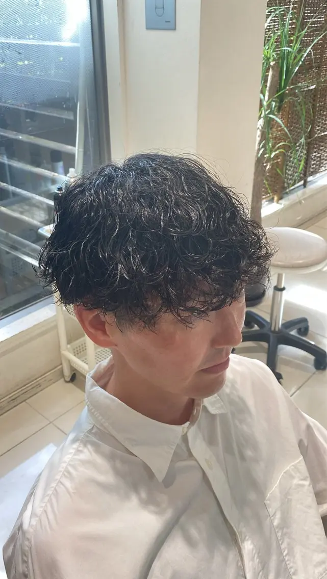 パーマ メンズ 波巻きパーマ メンズパーマ特化 福岡正真のヘアスタイル